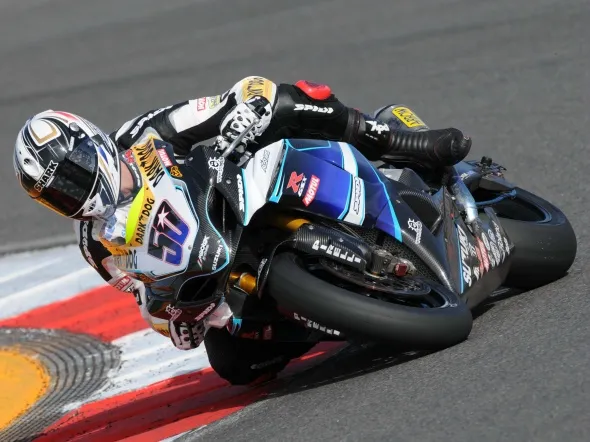 sylvain guintoli suzuki alstare test portimao