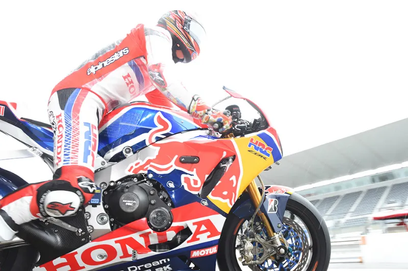 takaaki nakagami red bull honda with japan post 8h