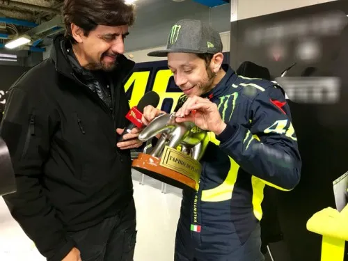 tapiro valentino rossi e1546609026315