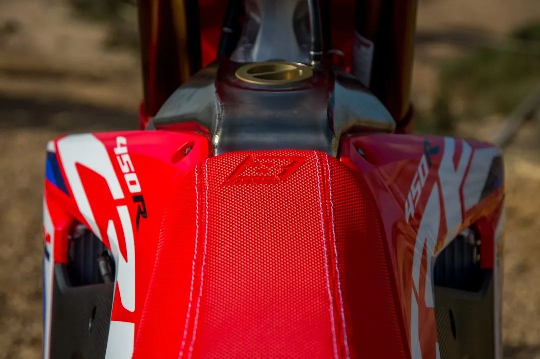 team hrc honda mxgp 2019 team shoot 303 e1556053255955