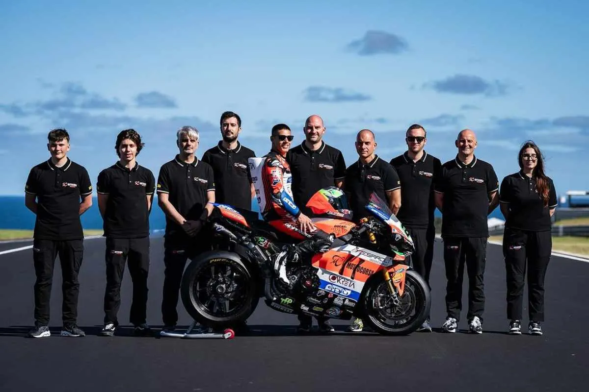 team motocorsa racing superbike