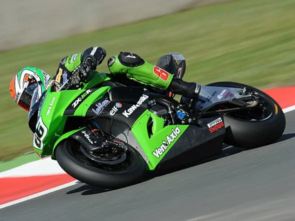 tom sykes kawa sbk
