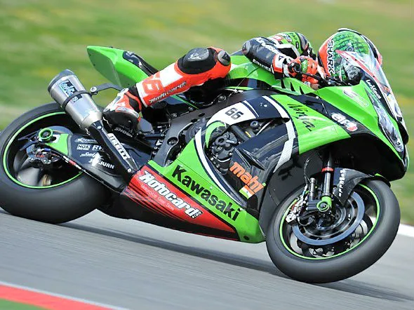 tom sykes sbk nurburgring 2013