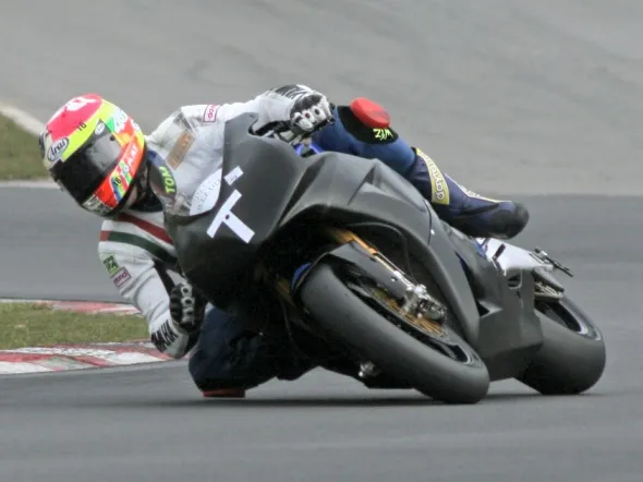 tommybridewelltestbrandshatch