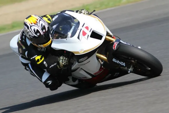 tomoyoshi koyama icp moto2 2011