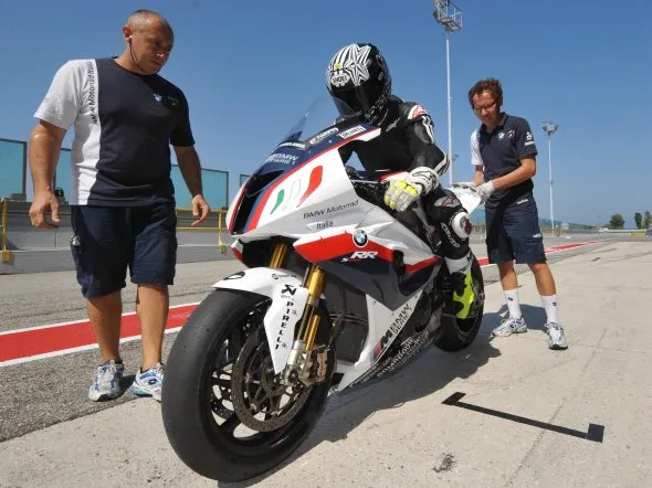 toni elias day1 misano 2011 test 2