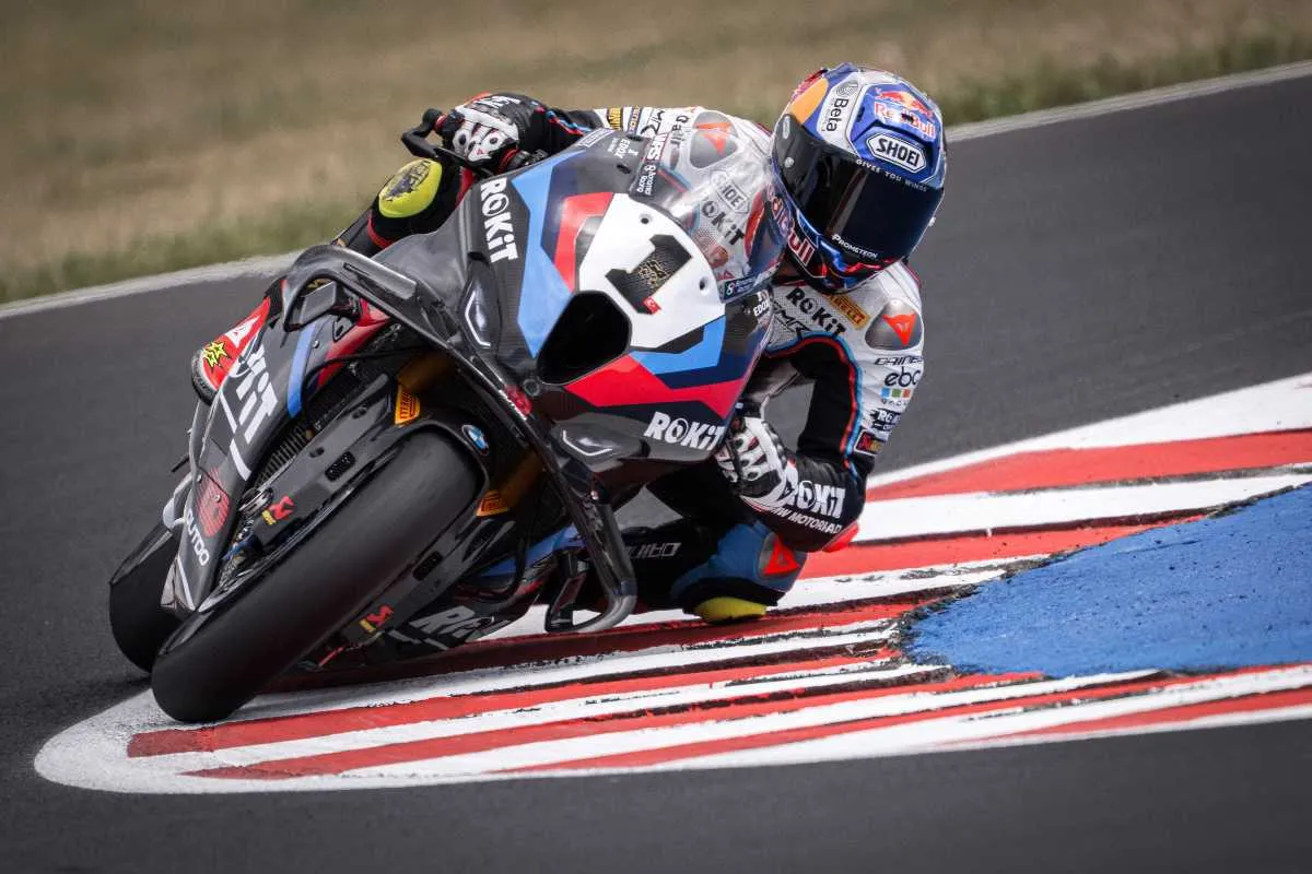 toprak razgatlioglu bmw superbike 3