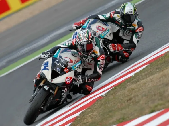 triumph daytona supersport magny cours