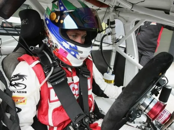 troy bayliss v8 supercars onboard