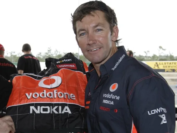 troy bayliss v8supercars