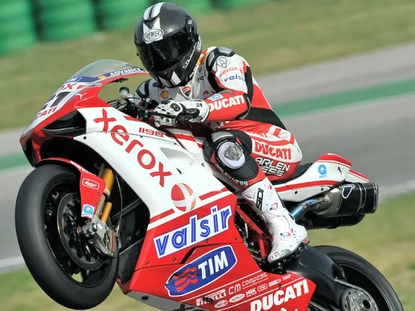 troy bayliss wdw ducati f10 2