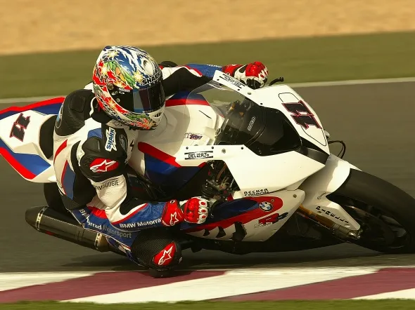 troy corser bmw s1000rr superbike losail 2009