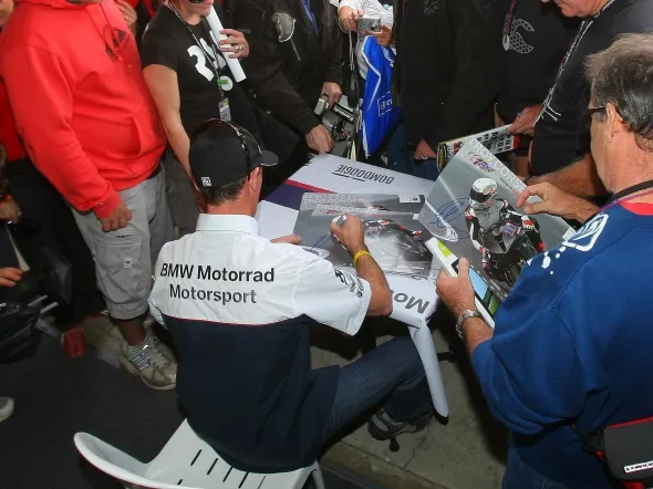troy corser sessione autografi
