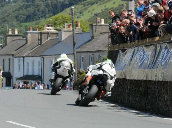 tt 2011 supersport action
