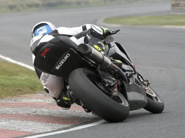 tyco suzuki test kirkistown 2013 2