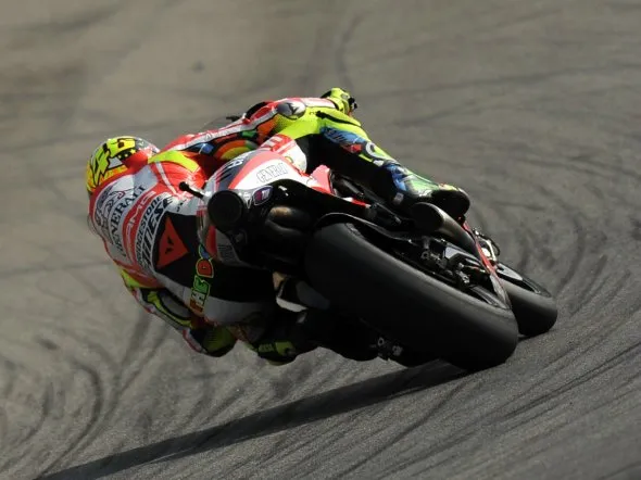 valentino rossi aragon 2011 race