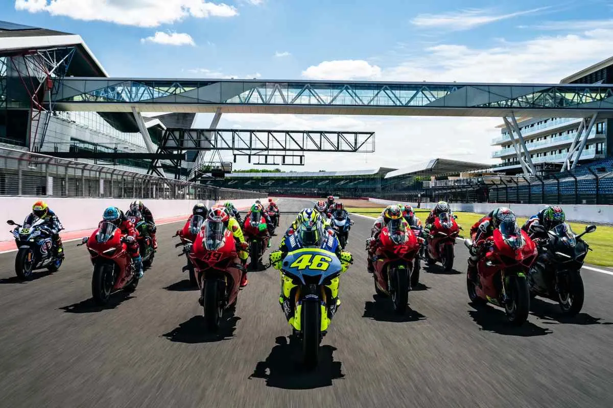 valentino rossi bagnaia bautista rea silverstone