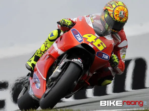 valentino rossi ducati 20111