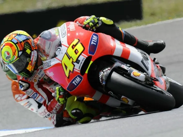 valentino rossi gara estoril gp 2011