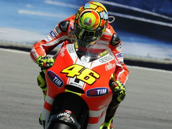 valentino rossi gara lagunaseca 2011 1