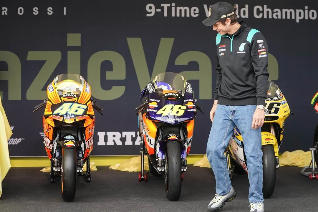 valentino rossi honda