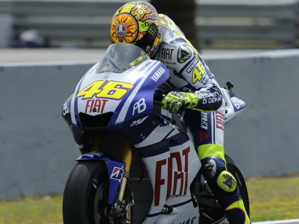 valentino rossi infortunio 4