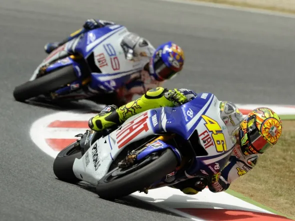 valentino rossi jorge lorenzo battle barcelona