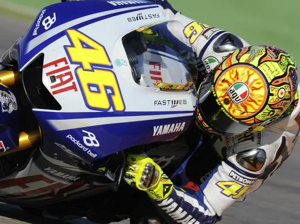 valentino rossi motogp valencia action