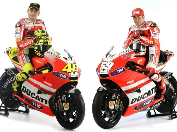 valentino rossi nicky hayden gp11 launch