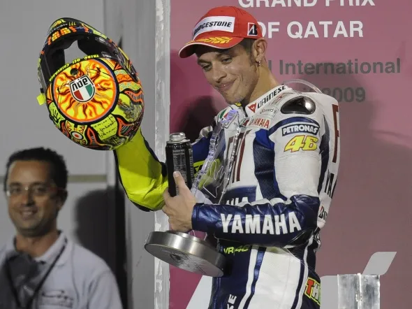 valentino rossi podium losail motogp 2009