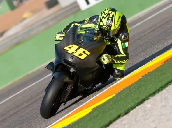 valentino rossi post operazione 2