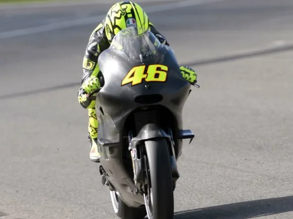 valentino rossi test valencia day1