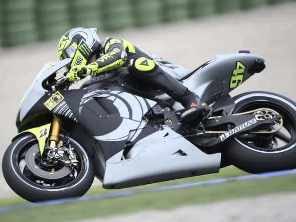 valentinorossi vr46 yamaha valencia 2012