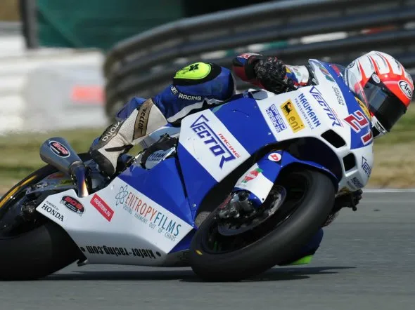 vladimir leonov moto2 2010