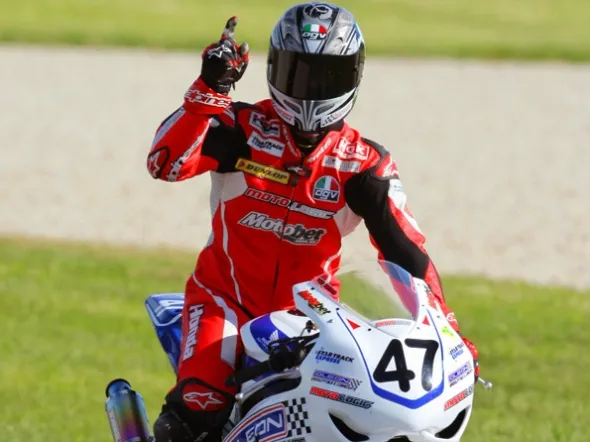 wayne maxwell oleon motologic phillip