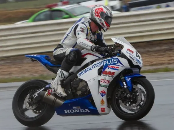 wayne maxwell race2 symmonsplains