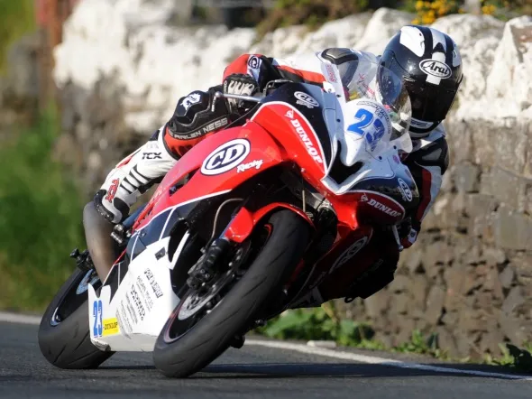 william dunlop tt supersport 2009