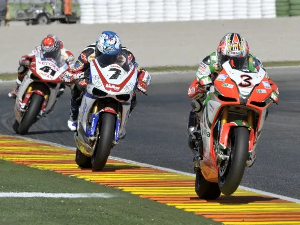 wsbk valencia 2010 biaggi checa haga