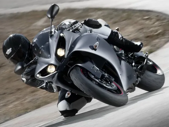 yamaha yzf r1 2012 2