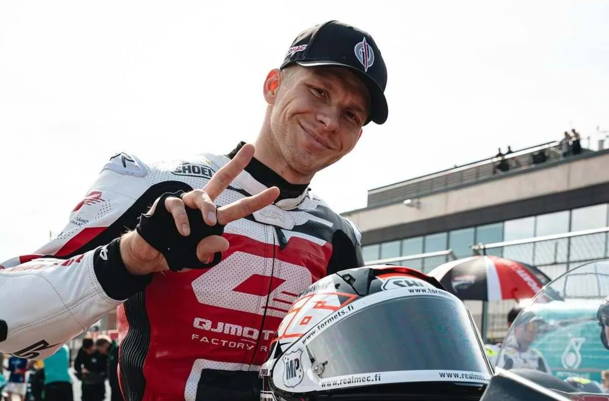 niki-tuuli-addio-motori-pompiere