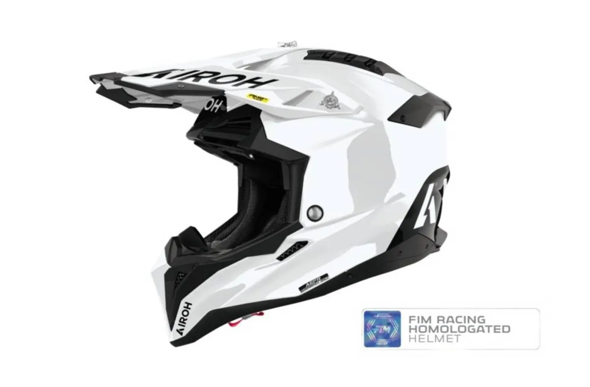 helmet-AVIATOR3-AIROH-FIM_COLOR-WHITE_GLOSS_B_label-768x509