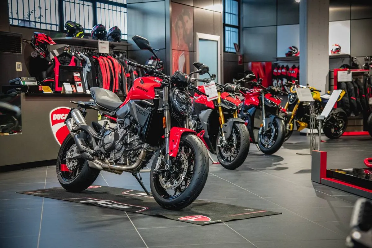 aicmoto-mercato-moto-2025