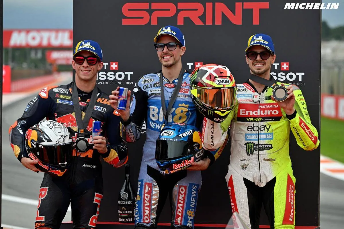 Alex Marquez con Acosta e Di Giannantonio