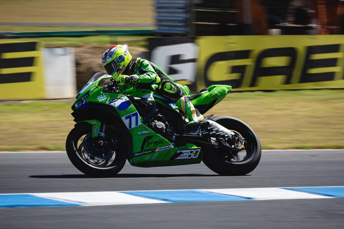 Dominique Argerter sotto tono al ritorno in Supersport