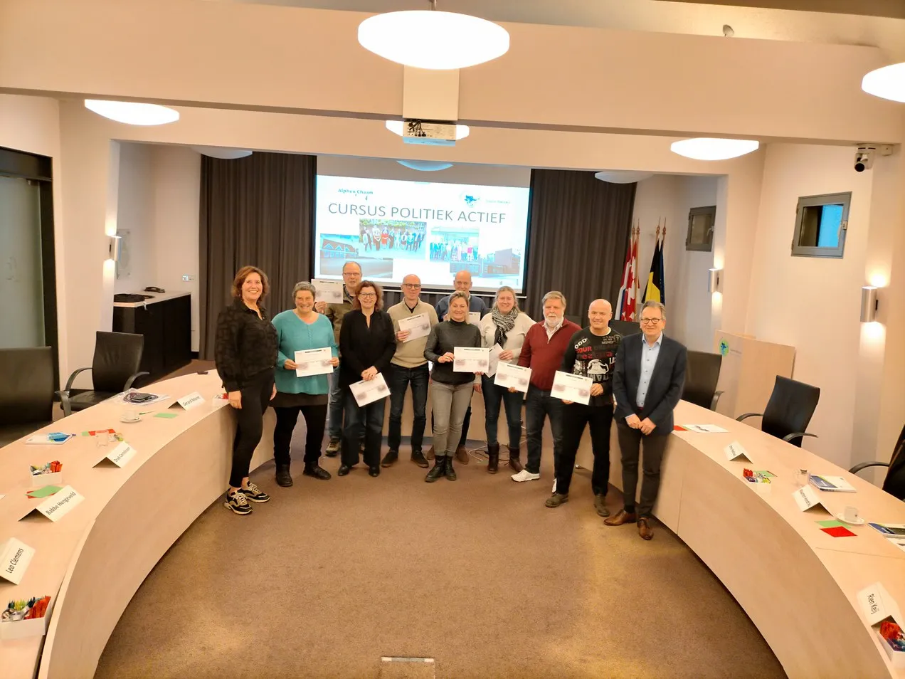 25e8146 w1272 allecursistenmetcert