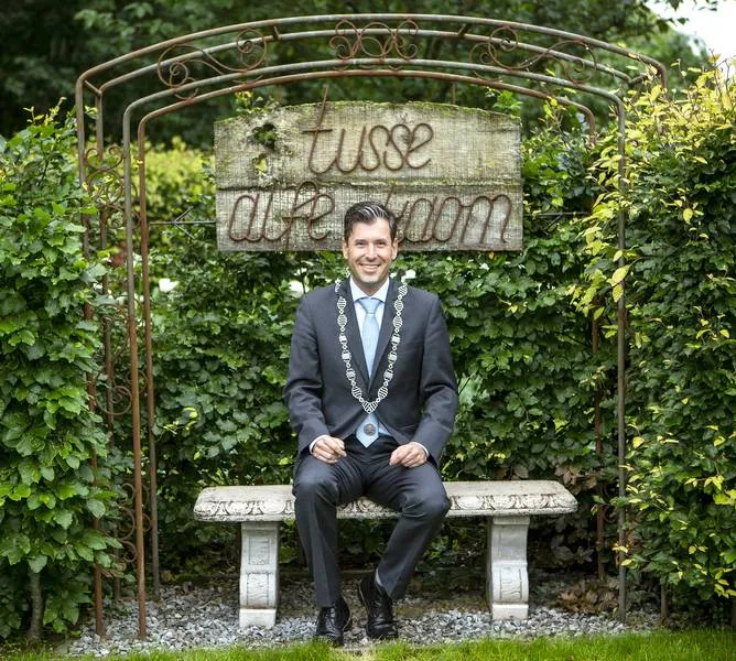 csm tussen alphen en chaam ambtsketen bijgesneden 73decca92d