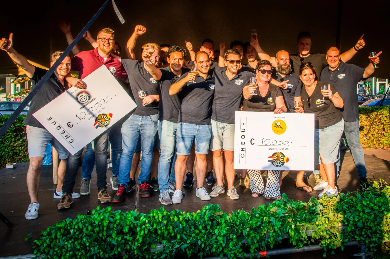 tafel met de goede doelen