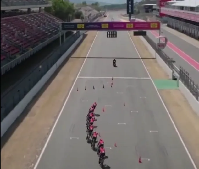 vueltaaespana2023teamtimetrialtrain