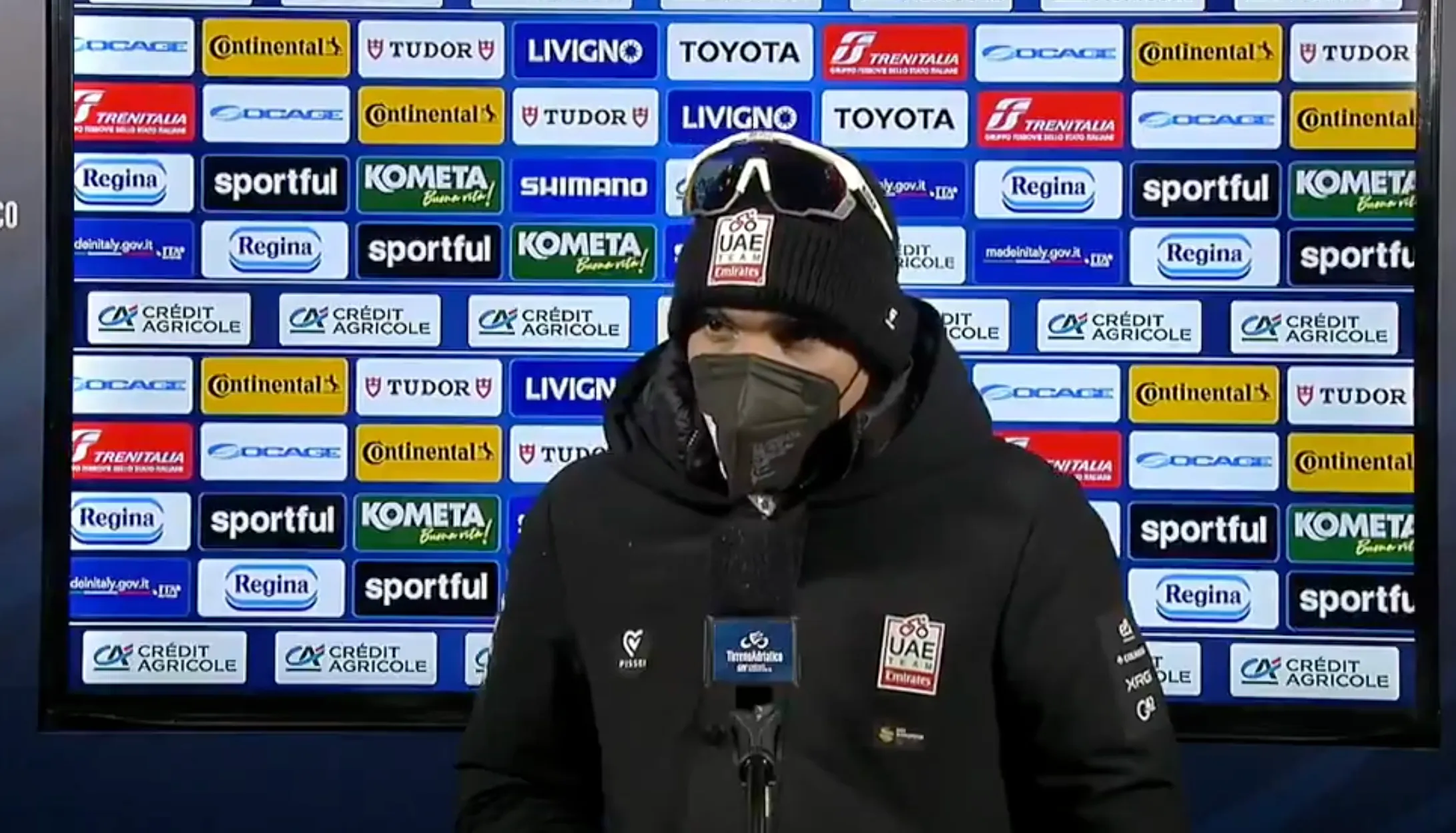 ayuso cubierto tirreno