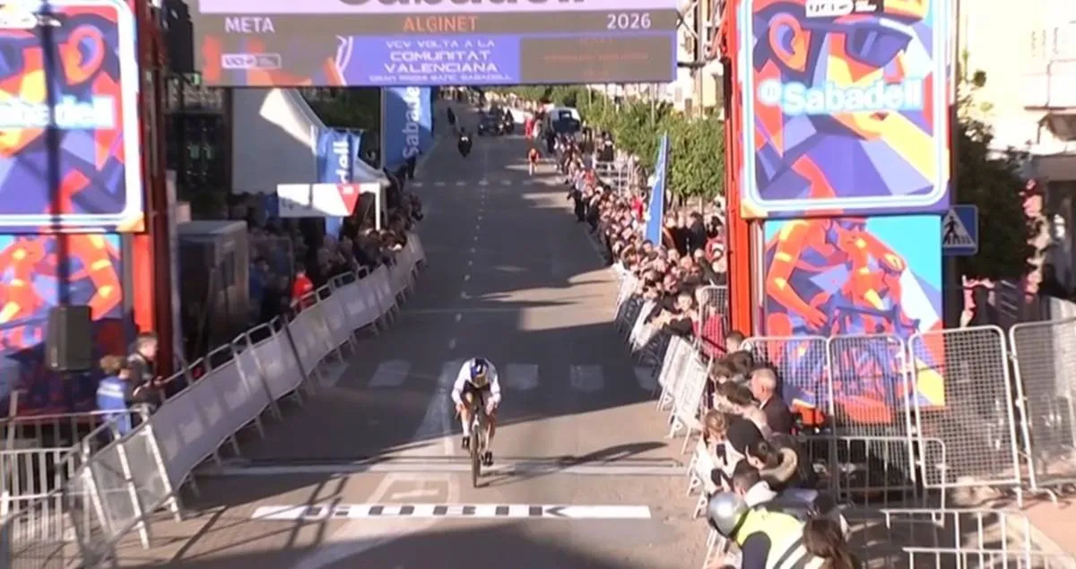 Remco Evenepoel riding to victory on stage 2 of the 2026 Volta a Comunitat Valenciana